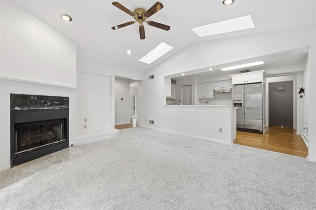 101 Buhlmont Dr, Leet Twp, PA 15143