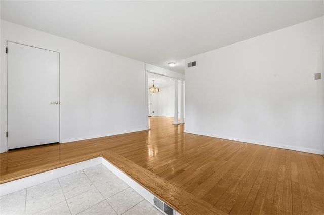 101 Buhlmont Dr, Leet Twp, PA 15143