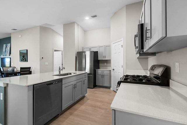 5424 SUMMER SUNSET DRIVE, Apollo Beach, FL 33572