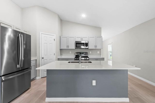 5424 SUMMER SUNSET DRIVE, Apollo Beach, FL 33572