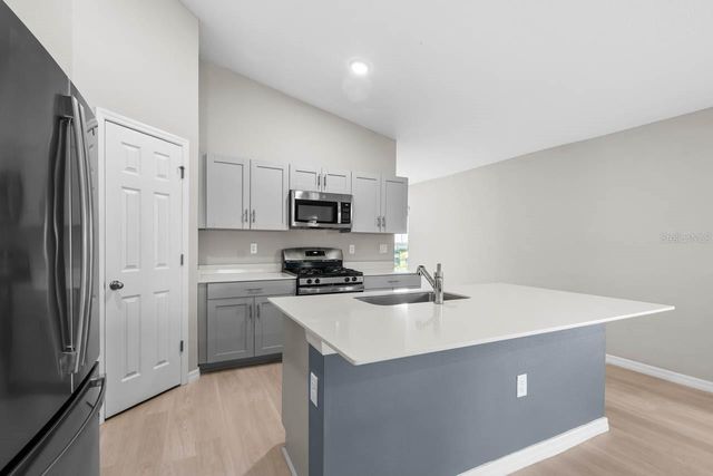 5424 SUMMER SUNSET DRIVE, Apollo Beach, FL 33572