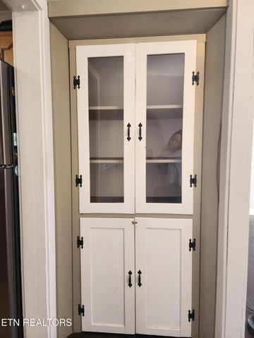 5724 Woodale Drive, Knoxville, TN 37912