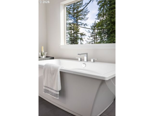 2969 CAPITAL Dr, Eugene, OR 97403