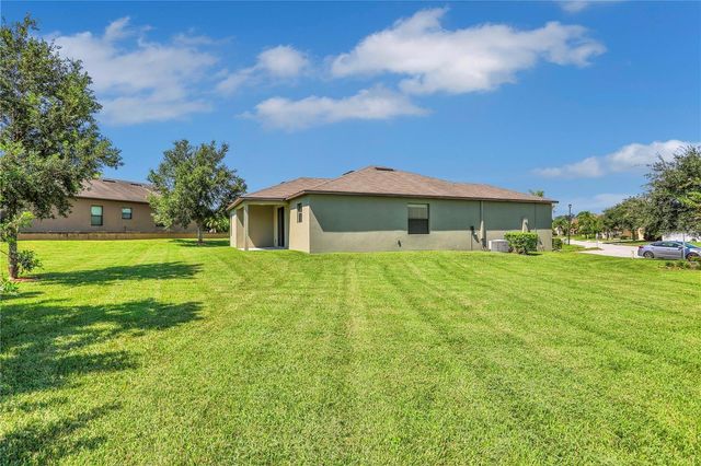 2221 TULIP VALLEY POINT, Sanford, FL 32771