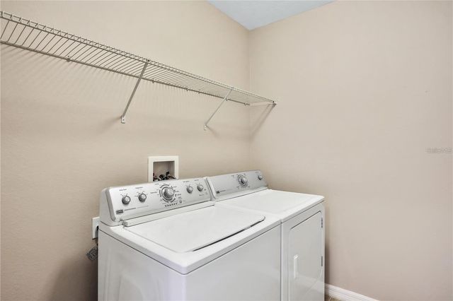 2221 TULIP VALLEY POINT, Sanford, FL 32771