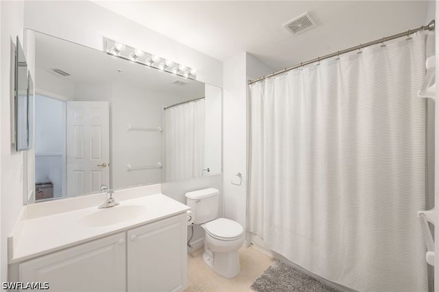 1058 Albany CT, Naples, FL 34105