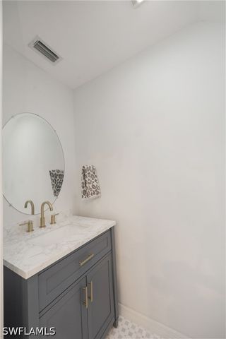 1058 Albany CT, Naples, FL 34105