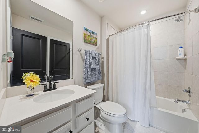 18363 REAPER HILL CT, Triangle, VA 22172