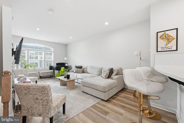 18363 REAPER HILL CT, Triangle, VA 22172