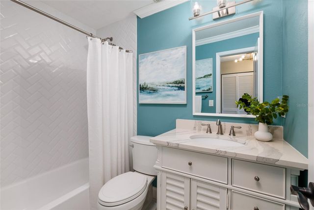 535 ST TROPEZ CIRCLE NE, St Petersburg, FL 33703