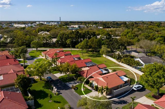 535 ST TROPEZ CIRCLE NE, St Petersburg, FL 33703