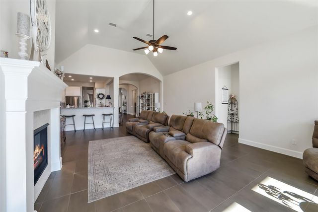 21007 Preakness Stakes Trail, Tomball, TX 77377