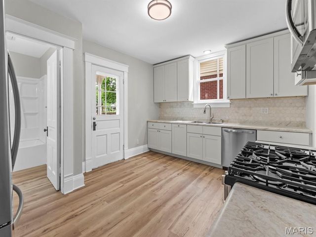 613 N Church Street, Belleville, IL 62220