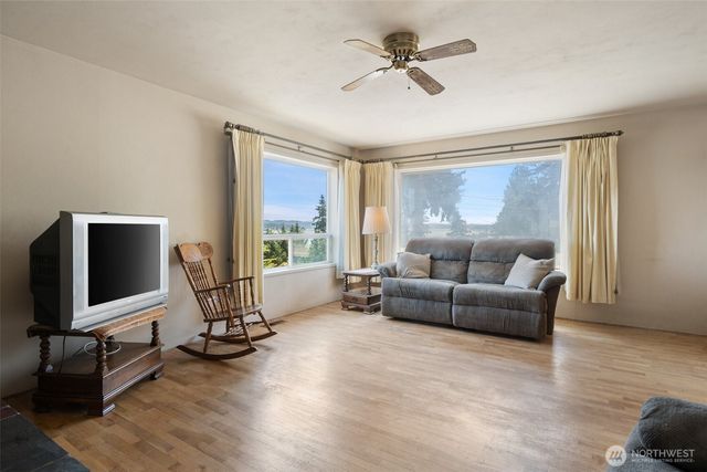 3822 NW View Lane, Silverdale, WA 98383