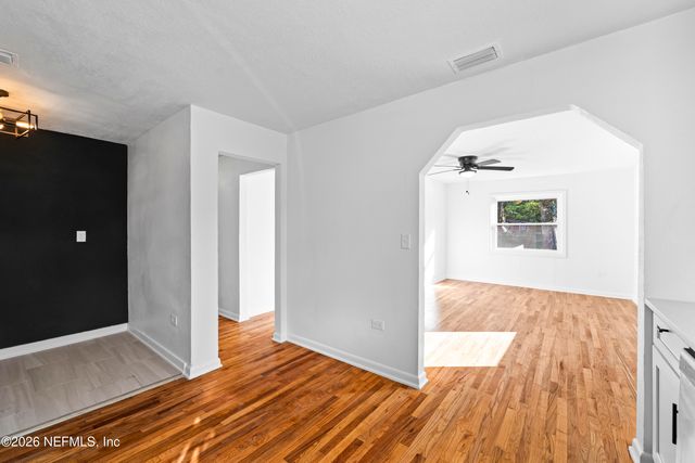 2389 HILLY Road, Jacksonville, FL 32208