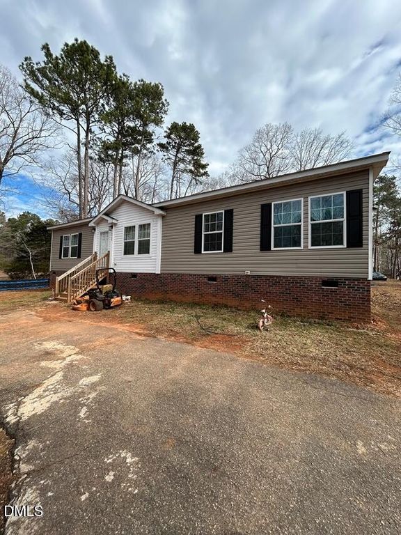 6525 Little Creek Road, Zebulon, NC 27597