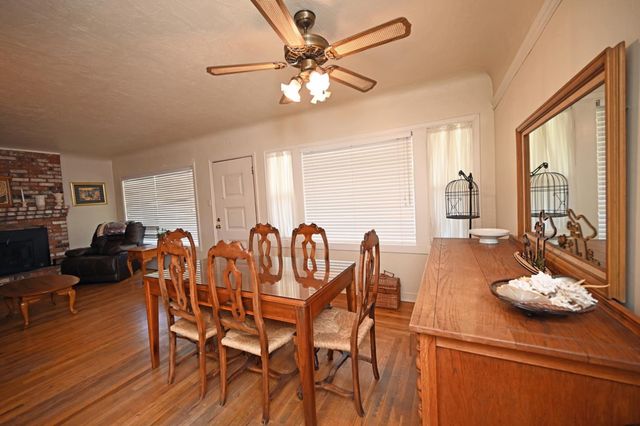 2251 Waldorf Dr, Turlock, CA 95382