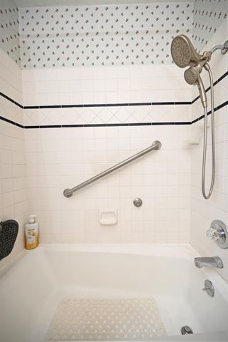 2251 Waldorf Dr, Turlock, CA 95382