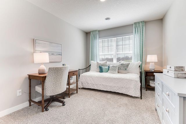 2119 Highview Ridge Court, Shakopee, MN 55379