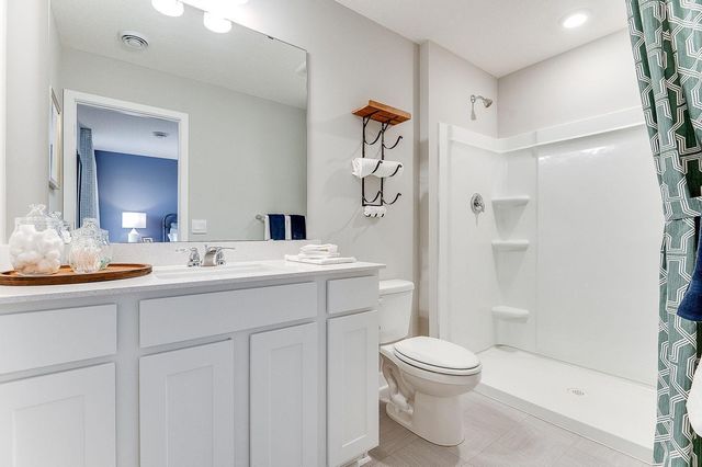 2119 Highview Ridge Court, Shakopee, MN 55379