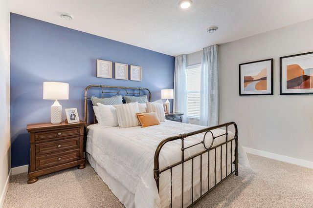 2119 Highview Ridge Court, Shakopee, MN 55379