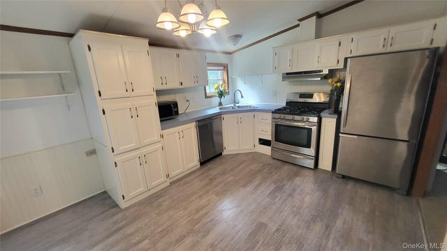 37 Bircher Avenue 24, Poughkeepsie, NY 12601