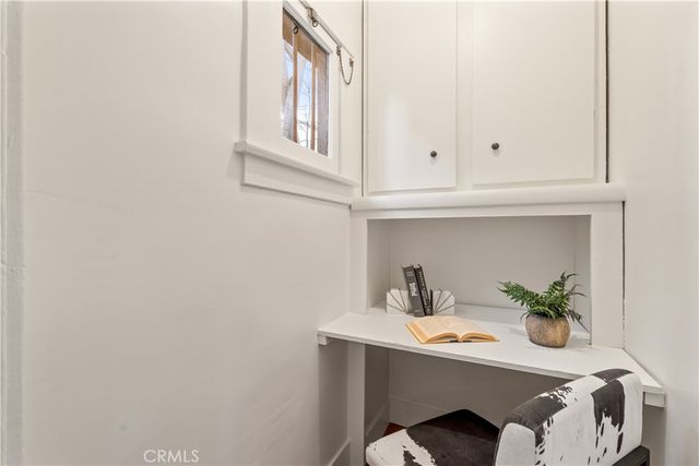 6072 Delphi, Los Angeles, CA 90042