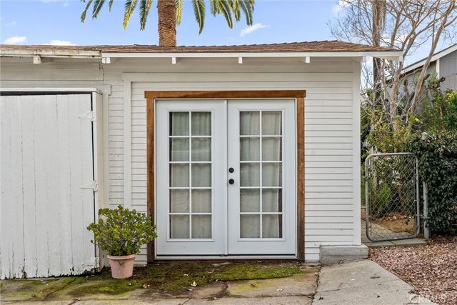 6072 Delphi, Los Angeles, CA 90042
