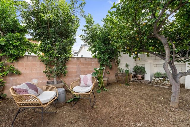 6072 Delphi, Los Angeles, CA 90042