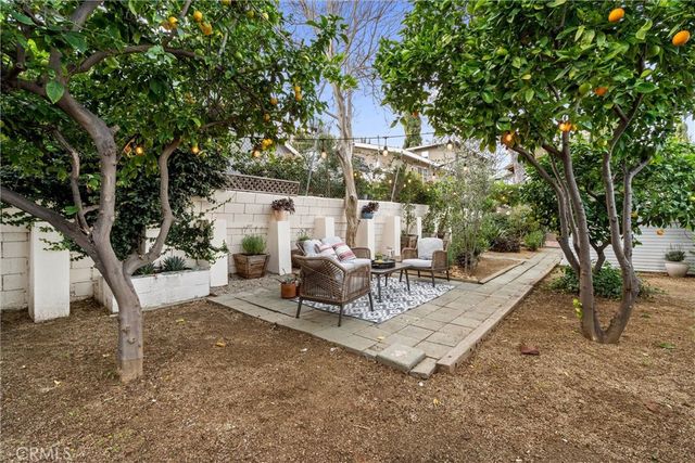 6072 Delphi, Los Angeles, CA 90042