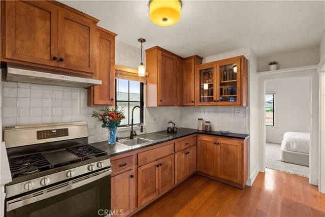 6072 Delphi, Los Angeles, CA 90042