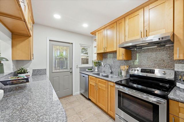 6566 Clifford Drive, Cupertino, CA 95014