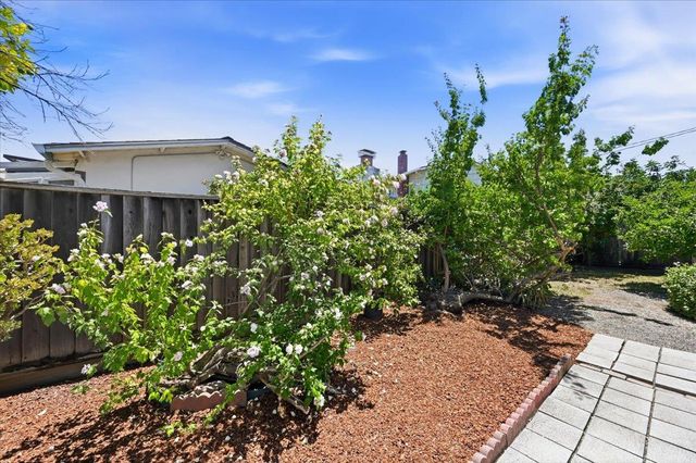 6566 Clifford Drive, Cupertino, CA 95014