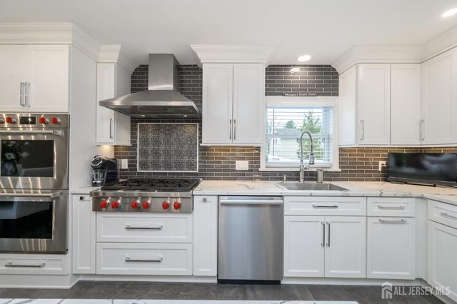 174 Liberty Street, Clark, NJ 07066