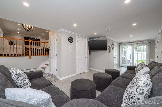 174 Liberty Street, Clark, NJ 07066