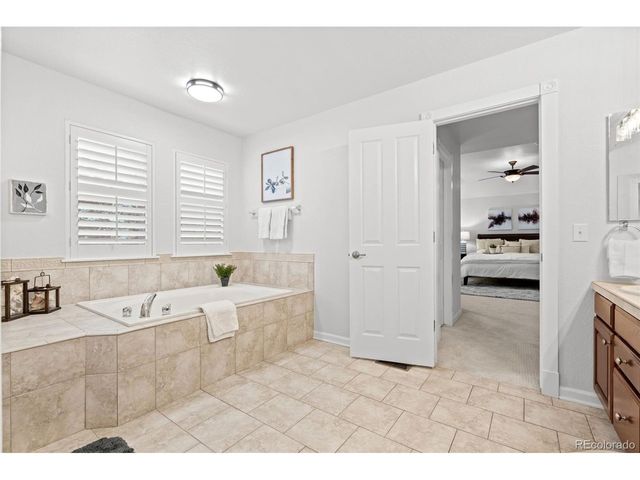 10683 Amesbury Way, Highlands Ranch, CO 80126