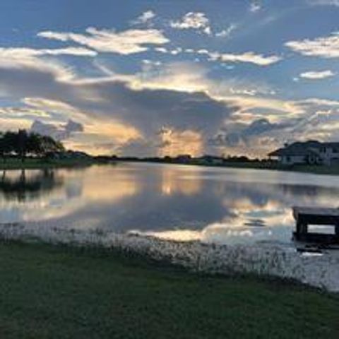 203 Hall Thompson Road, Katy, TX 77493