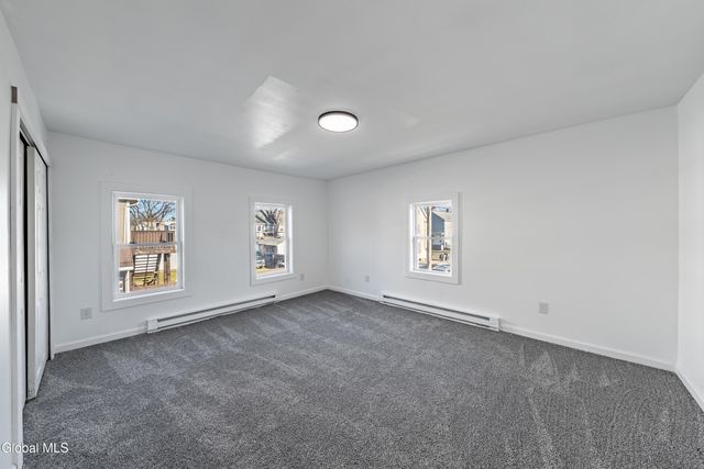 29 Hudson Street, Waterford, NY 12188