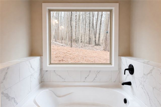 111 Birch Court, Westminster, SC 29693