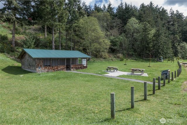 3239 Mardell Drive, Langley, WA 98260