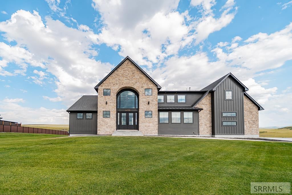 7753 S Packbridge Lane, Idaho Falls, ID 83406
