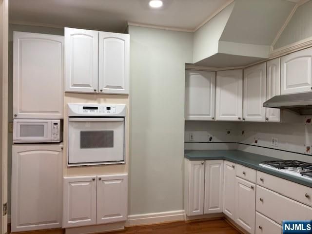 460 New England Terrace, Orange, NJ 07050