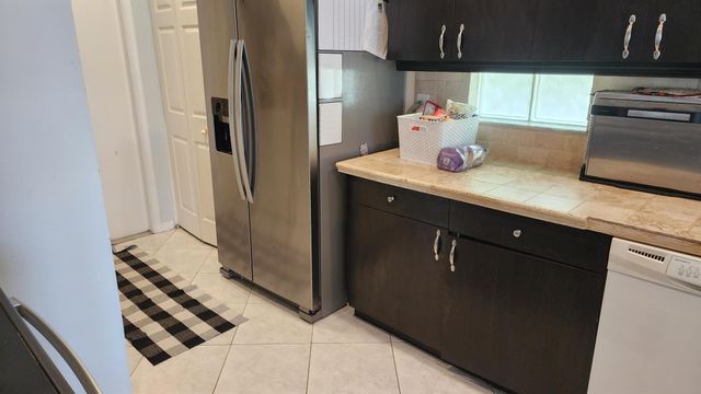 7823 Springfield Lake Drive, Lake Worth, FL 33467