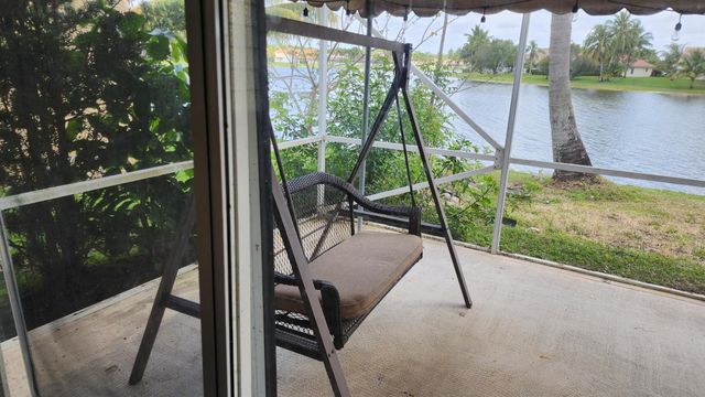 7823 Springfield Lake Drive, Lake Worth, FL 33467