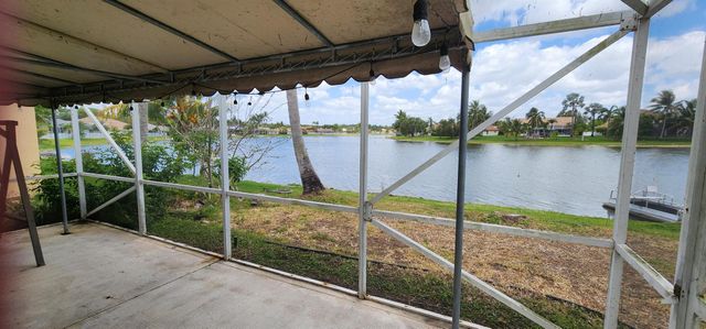 7823 Springfield Lake Drive, Lake Worth, FL 33467