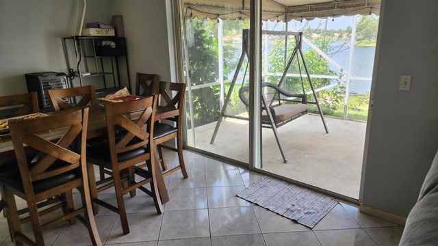 7823 Springfield Lake Drive, Lake Worth, FL 33467