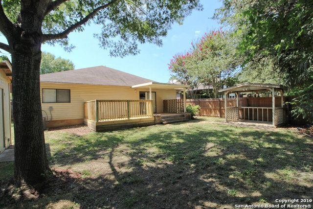 5214 SAGEROCK PASS, San Antonio, TX 78247