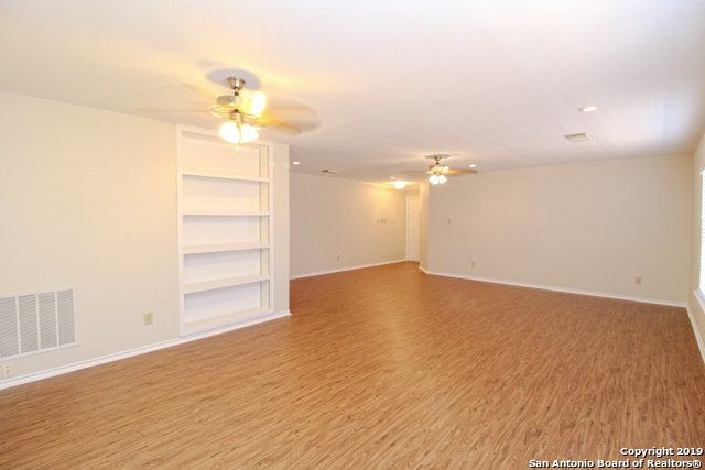 5214 SAGEROCK PASS, San Antonio, TX 78247