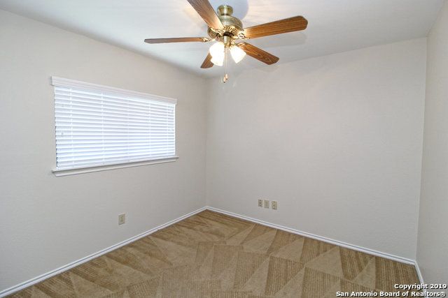 5214 SAGEROCK PASS, San Antonio, TX 78247