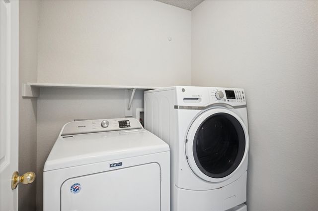 405 Indian Trail Road, Roanoke, TX 76262